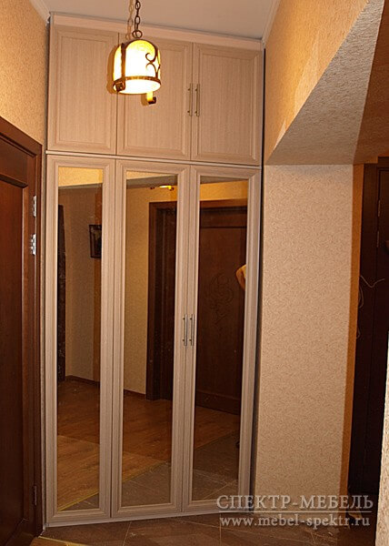 Шкаф 