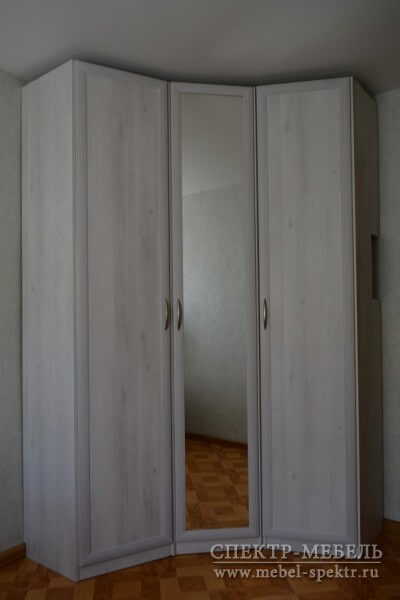 Угловой шкаф на заказ
