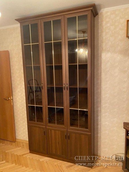 Книжный шкаф на заказ